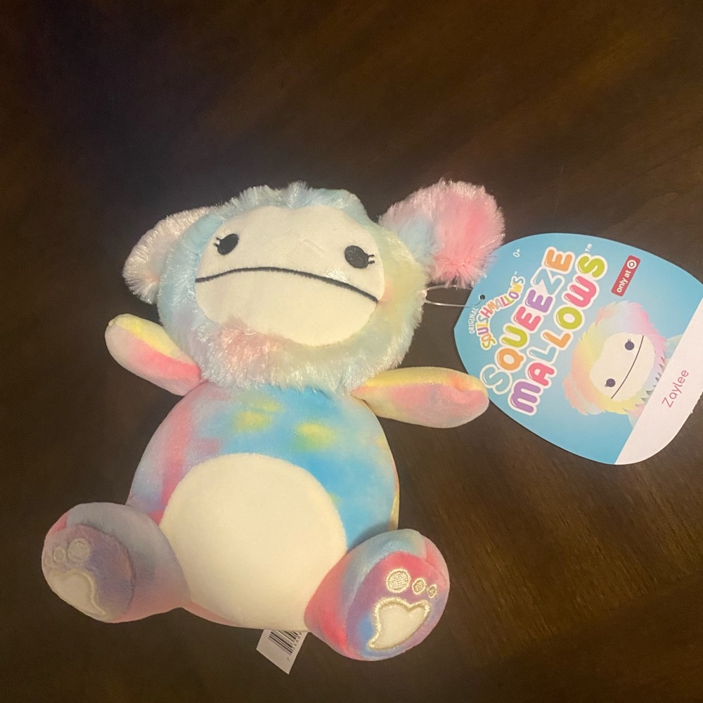 Zaylee squishmallow “squeezemallow”